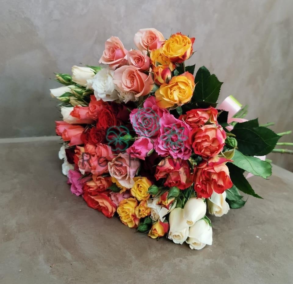 Букет цветов из: Розы в Вялки