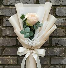 Букет цветов из:  Розы в Вялки