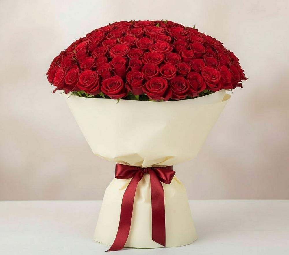 Букет 101 Красная роза Милано в Вялки