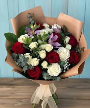Букет цветов из:  Розы и Альстромерии #REPLACE_PRED# Вялки
