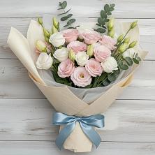 Букет цветов из:  Лизиантусы в Вялки