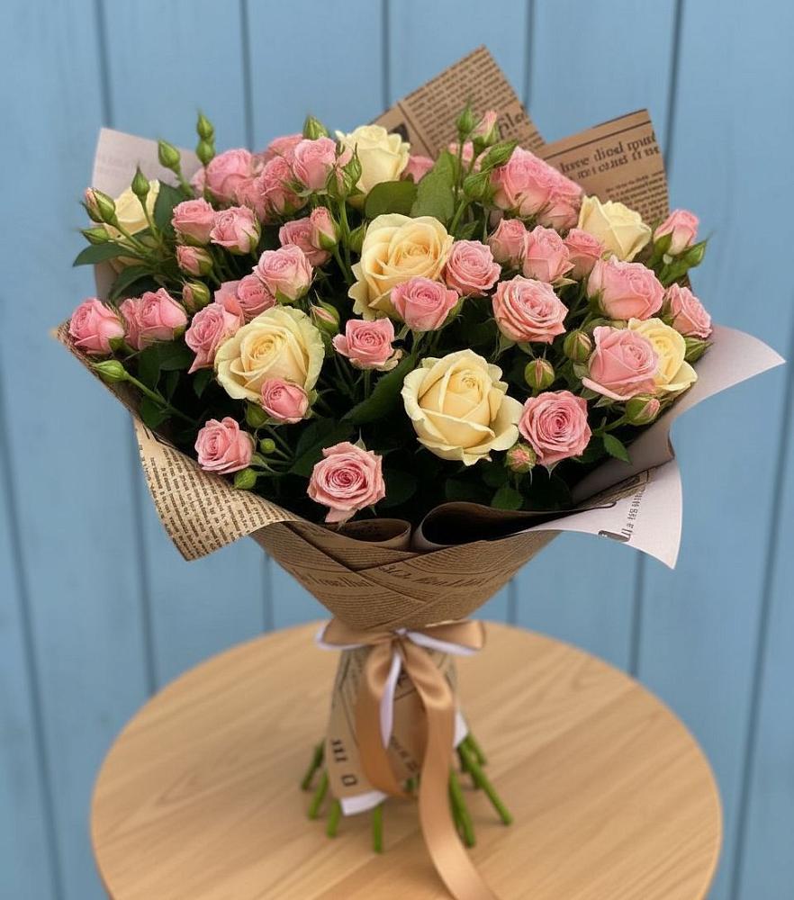 Букет цветов из: Розы в Вялки