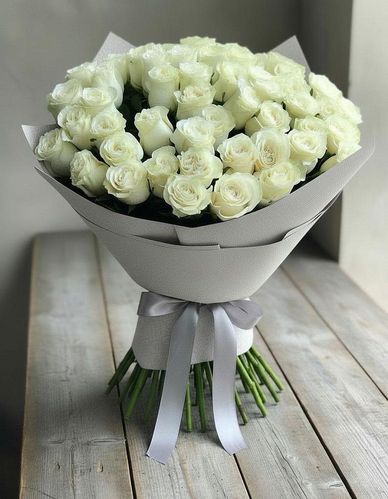 Букет 35 Белых роз в Вялки