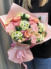 Букет нежные объятья в Вялки Букет цветов из: Гвоздики, Розы и Хризантемы в Вялки