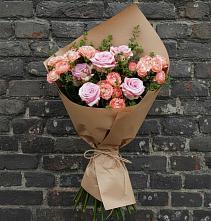 Букет цветов из:  Розы в Вялки
