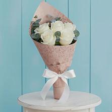 Букет цветов из:  Розы в Вялки