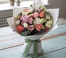 Букет цветов из:  Розы, Лизиантусы и Гвоздики в Вялки