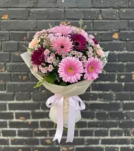 Букет цветов из:  Герберы и Хризантемы в Вялки