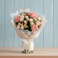 Букет цветов из:  Розы в Вялки