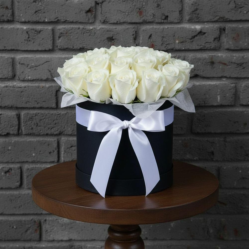 Цветочная композиция из Розы в шляпной коробке в Вялки