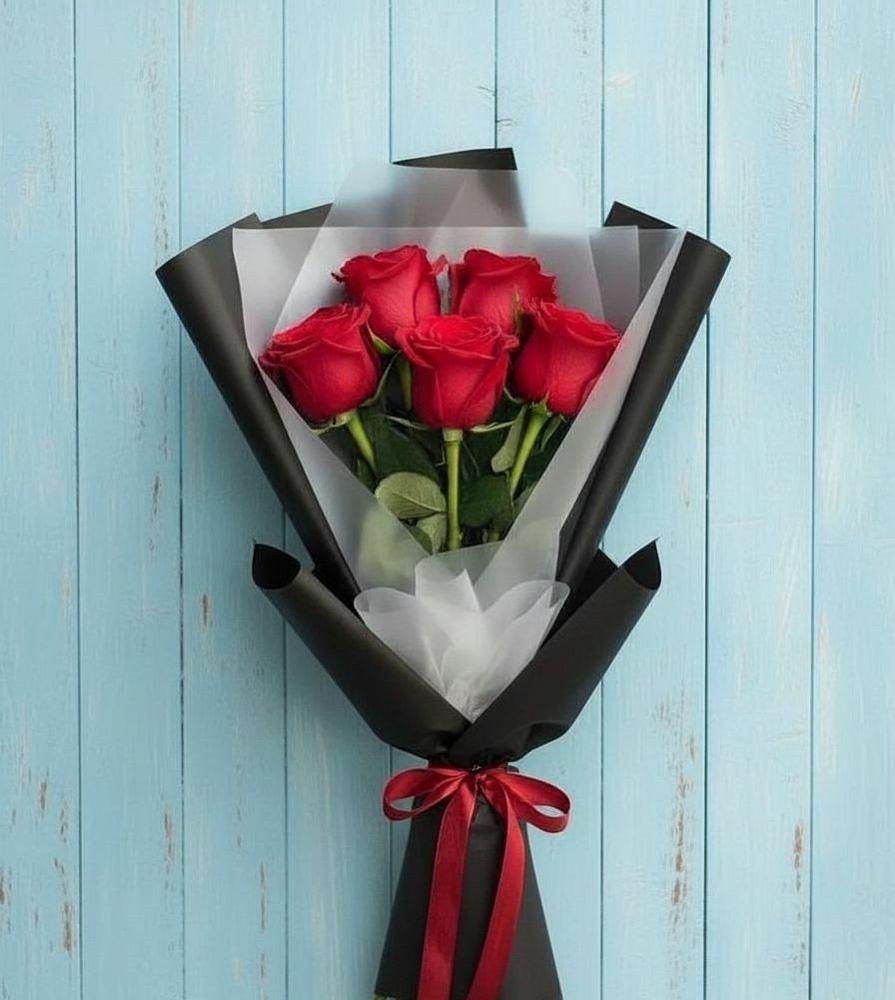 Букет цветов из: Розы в Вялки