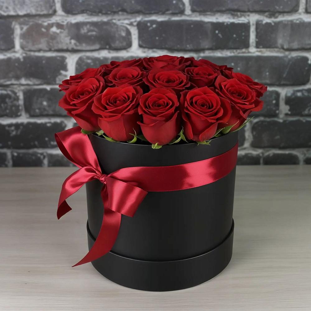 Цветочная композиция из Розы в шляпной коробке в Вялки