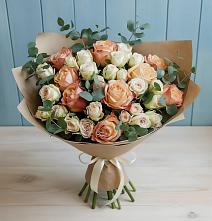 Букет цветов из:  Альстромерии и Розы в Вялки