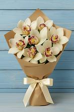 Букет цветов из:  Орхидеи и Розы в Вялки